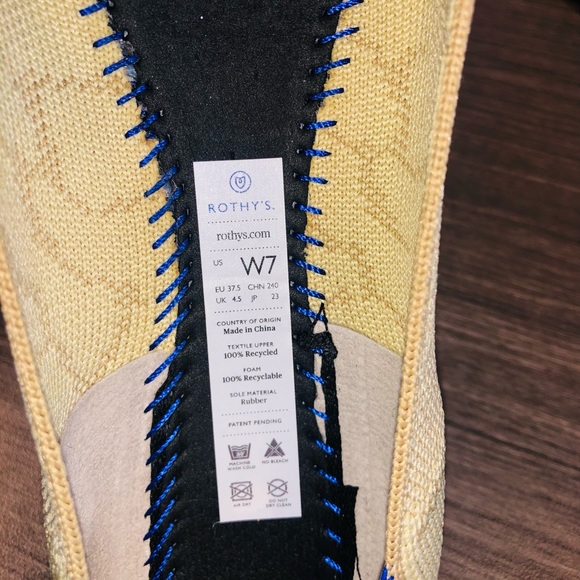 Women's - Rothy's Cream Camo Pointed Toe Flats, Size 7 NWOT. Make me an offer! - Picture 3 of 5